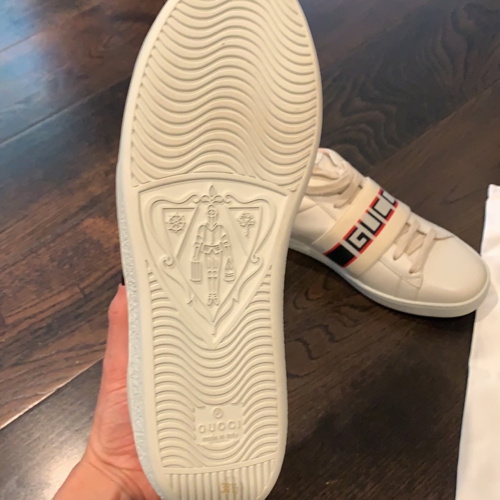 Gucci sneakers authentic. Worn several times and in good condition. - Picture 2 of 4